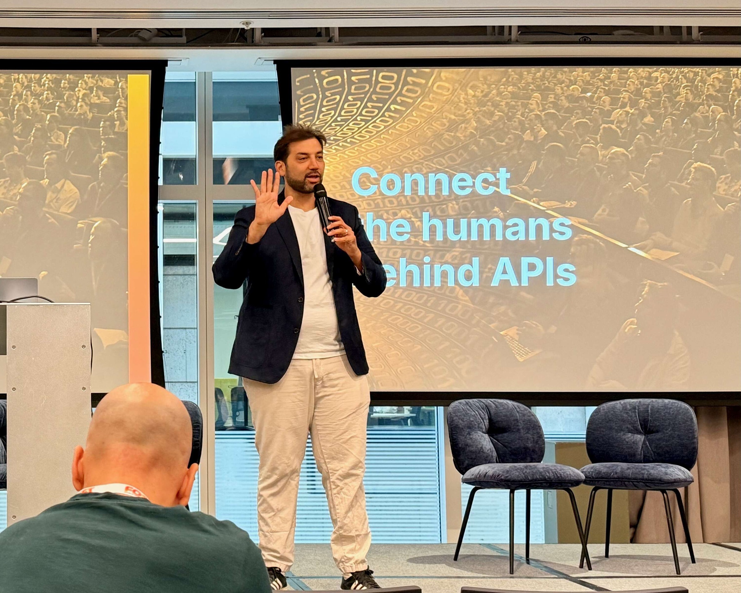 Mehdi Medjaoui on stage at apidays.